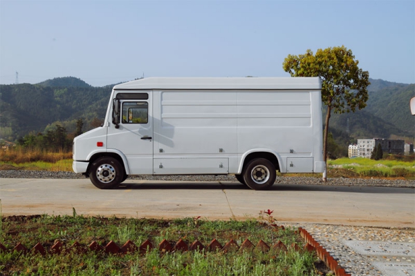 METRO Series Electric Vehicle